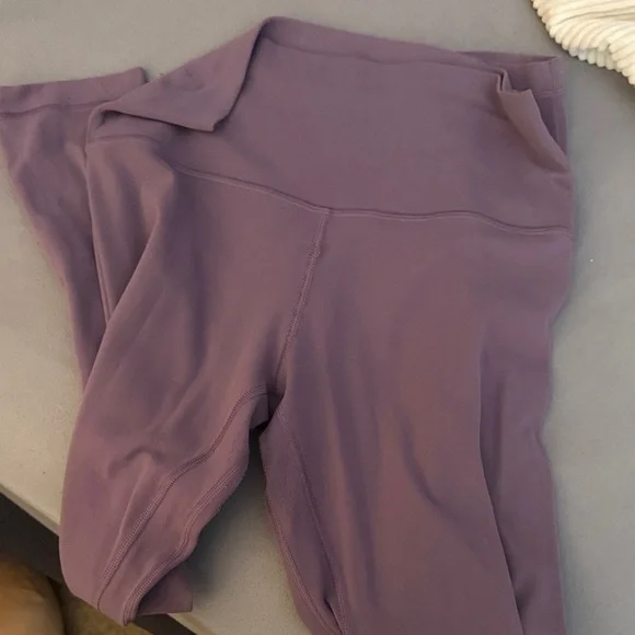lululemon athletica Mauve High-Rise Leggings - Picture 2 of 3